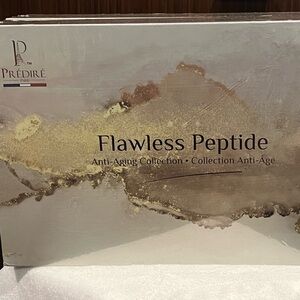 Flawless Peptide Anti-Aging Collection - Beige and Gold